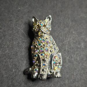 Vintage Rhinestone Cat Pin Brooch 1.5" x .75" Shiny